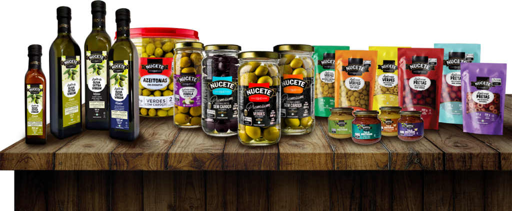 azeite Nucete extra virgem sobre mesa de madeira